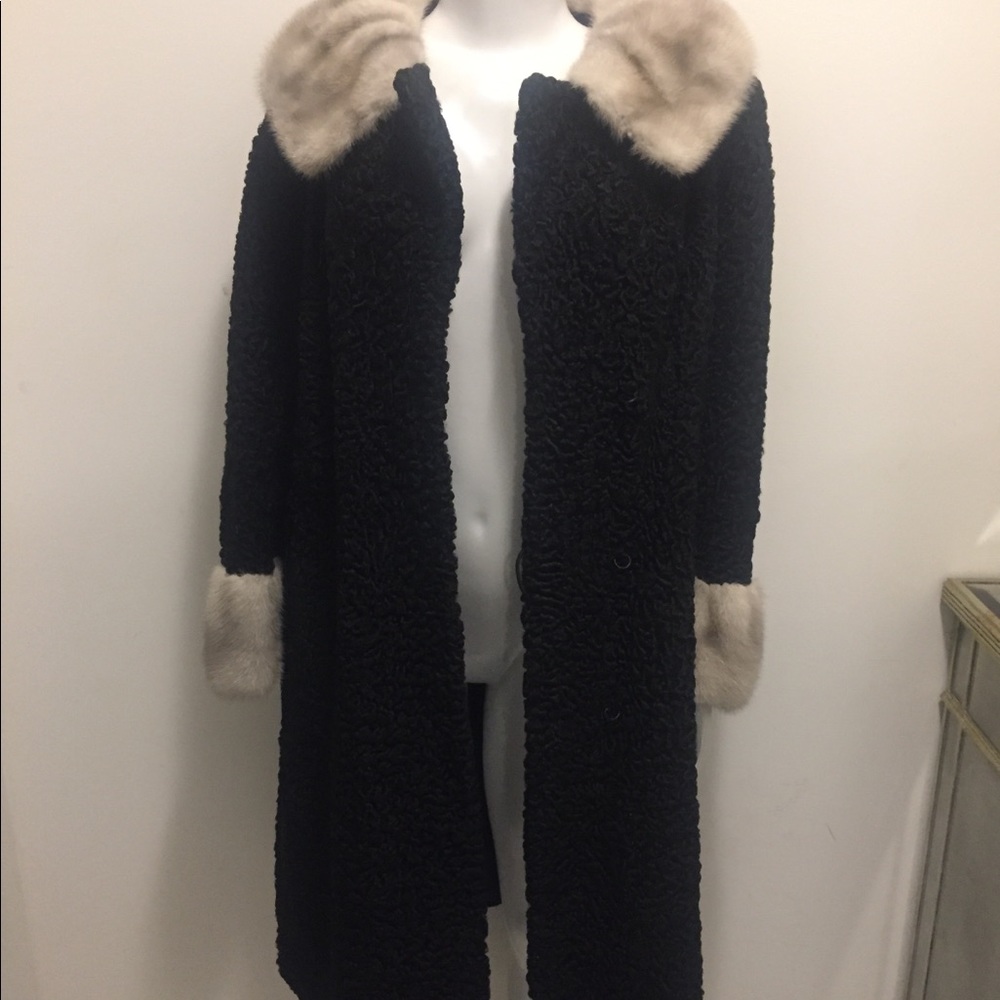 - Swakara lamb vintage coat